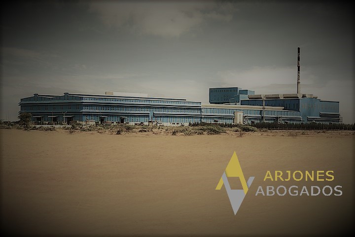 FotoComentarioNave - ..:: ARJONES ABOGADOS ::.. ABOGADOS ESPECIALISTAS EN RUIDOS